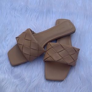 Forever 21 Nude Braid Sandals Size 6
